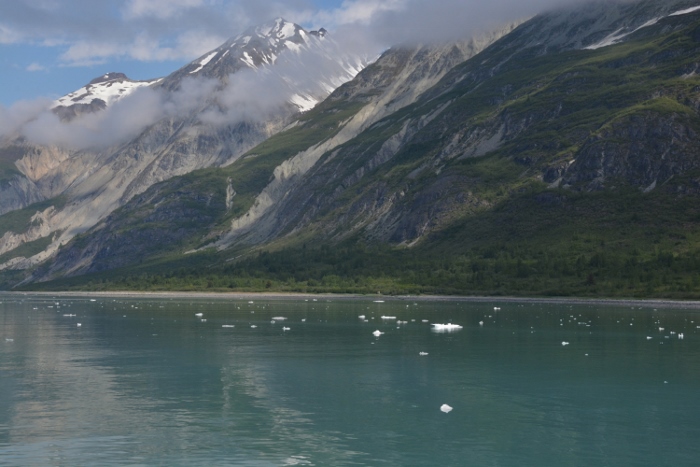 mountain scene on glacier bay